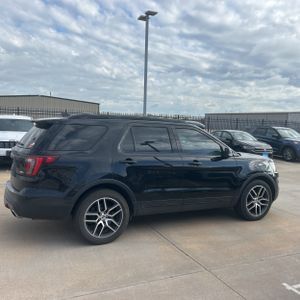 FORD EXPLORER SPORT - 10