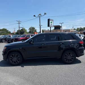 2018 JEEP GRAND CHEROKEE HIGH ALTITUDE — фото 3