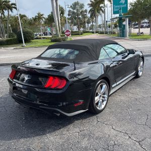 FORD MUSTANG ECOBOOST PREMIUM - 8