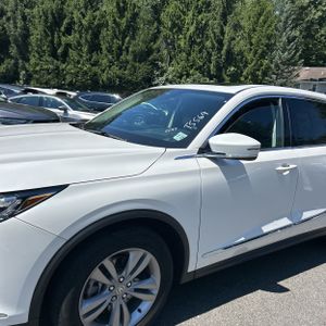 صورة 2 لـ 2023 Acura MDX SH-AWD