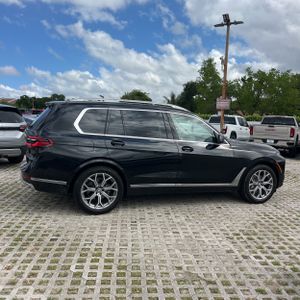 BMW X7 XDRIVE40I - 10