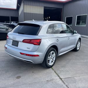 AUDI Q5 2.0T PREMIUM - 8