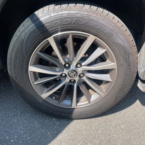 صورة مصغرة 18 لـ 2019 Toyota HIGHLANDER XLE