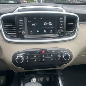 صورة مصغرة 39 لـ 2019 KIA SORENTO LX