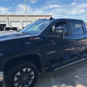 CHEVROLET SILVERADO 2500HD LT - 2