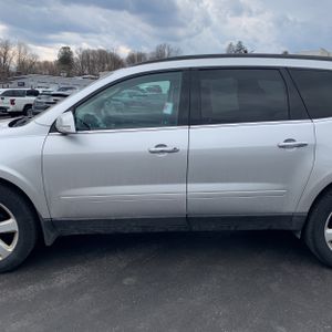 CHEVROLET TRAVERSE LT - 4