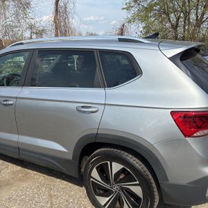 VOLKSWAGEN TAOS SE 4MOTION - 6