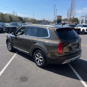 KIA TELLURIDE EX - 5