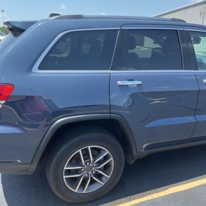 صورة 9 لـ 2021 JEEP GRAND CHEROKEE LIMITED