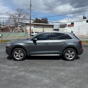 AUDI Q5 2.0T PREMIUM - 3