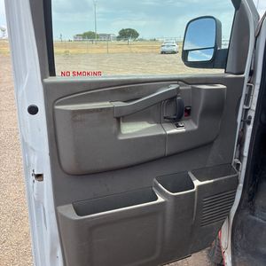 2017 Chevrolet EXPRESS 2500 thumbnail 98
