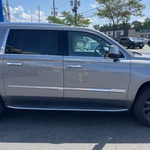2019 Cadillac ESCALADE ESV LUXURY 照片 10