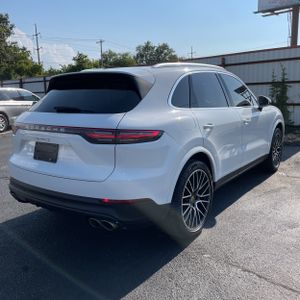 2019 Porsche CAYENNE S — фото 8