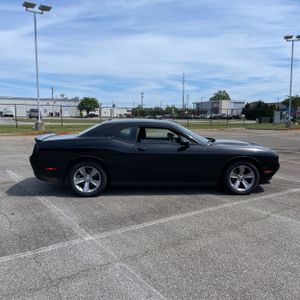 DODGE CHALLENGER - 10