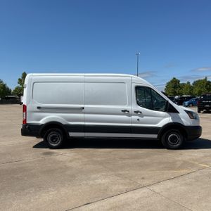 FORD TRANSIT 150 - 10