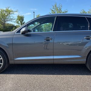 AUDI Q7 2.0T PREMIUM - 4