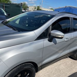 FORD ECOSPORT SE - 2