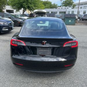 TESLA MODEL 3 BASE - 7
