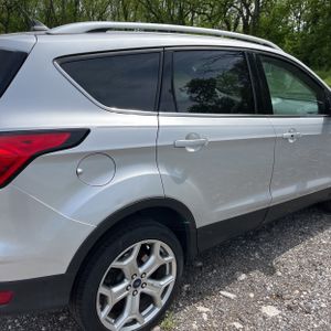 FORD ESCAPE TITANIUM - 9