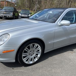 MERCEDES-BENZ E-CLASS - 2