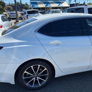 2015 Acura TLX V6 W/ADVANCE photo 9