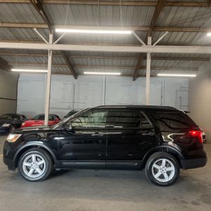 FORD EXPLORER BASE - 3