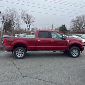 FORD F-350 SUPER DUTY PLATINUM - 10