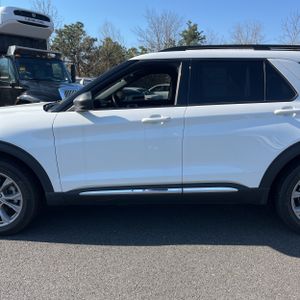 FORD EXPLORER XLT - 4