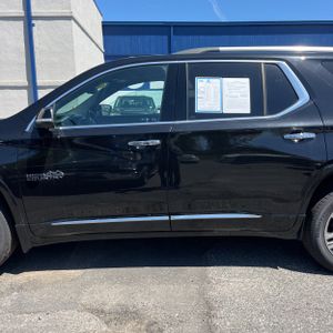 CHEVROLET TRAVERSE HIGH COUNTRY - 4