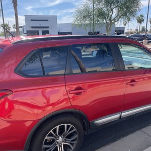 MITSUBISHI OUTLANDER SEL - 9