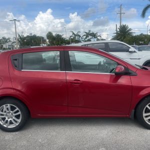 صورة 10 لـ 2016 Chevrolet SONIC LT AUTO