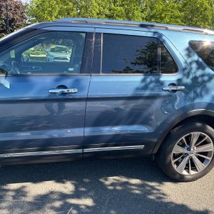 FORD EXPLORER LIMITED - 4