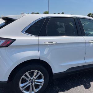 FORD EDGE SEL - 9