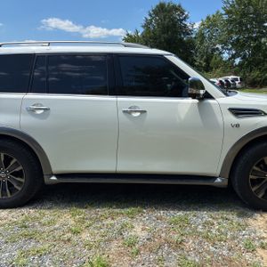 2017 Nissan ARMADA PLATINUM — миниатюра 11