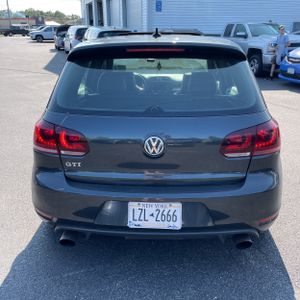 صورة 7 لـ 2013 Volkswagen GTI 4-DOOR AUTOBAHN