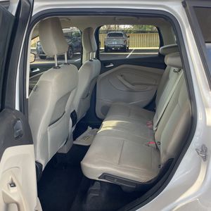 صورة مصغرة 34 لـ 2018 FORD ESCAPE SE