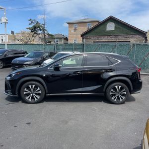 LEXUS NX 300 F SPORT - 3