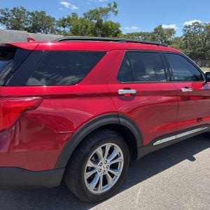 FORD EXPLORER XLT - 9