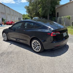 TESLA MODEL 3 LONG RANGE - 5