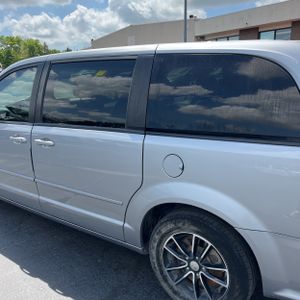 DODGE GRAND CARAVAN R/T - 6