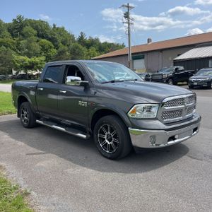 2017 RAM 1500 LARAMIE — миниатюра 12