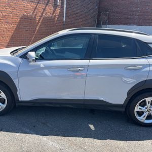 HYUNDAI KONA SEL - 4