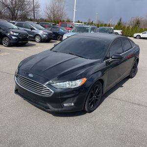 FORD FUSION SE - 1