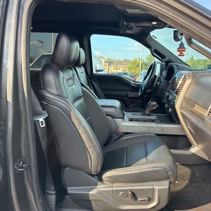 صورة 37 لـ 2019 FORD F-150 RAPTOR