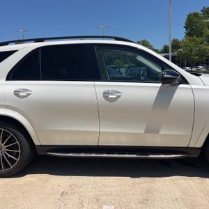 2022 Mercedes-BENZ GLE — миниатюра 11