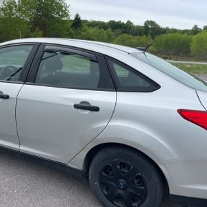 FORD FOCUS S - 6