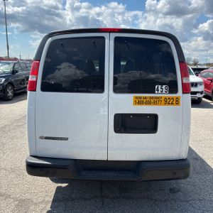 CHEVROLET EXPRESS LS 3500 - 7