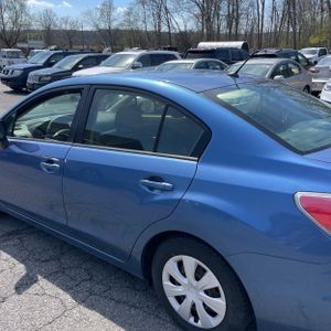 SUBARU IMPREZA 2.0I - 6