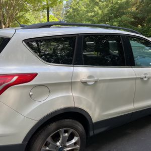 FORD ESCAPE SEL - 9