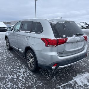 MITSUBISHI OUTLANDER ES - 5